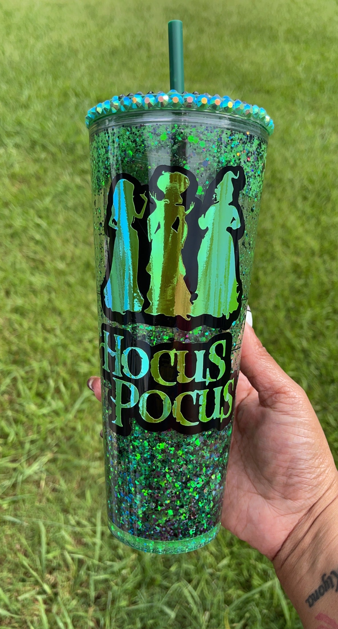 24oz Hocus Pocus Snow Globe Cup