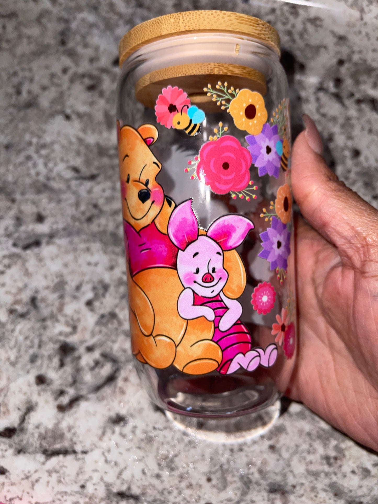 Pooh and Friends 16oz glass can