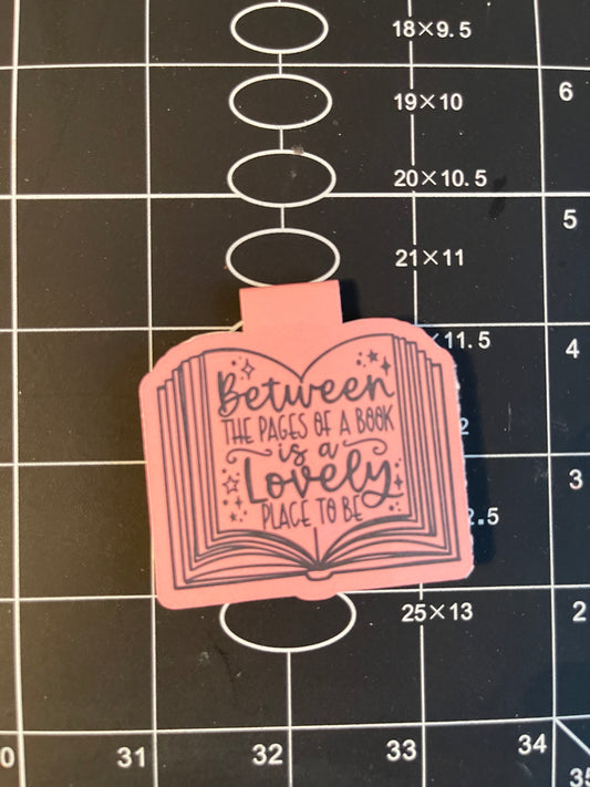 Magnetic Bookmark - Between the pages